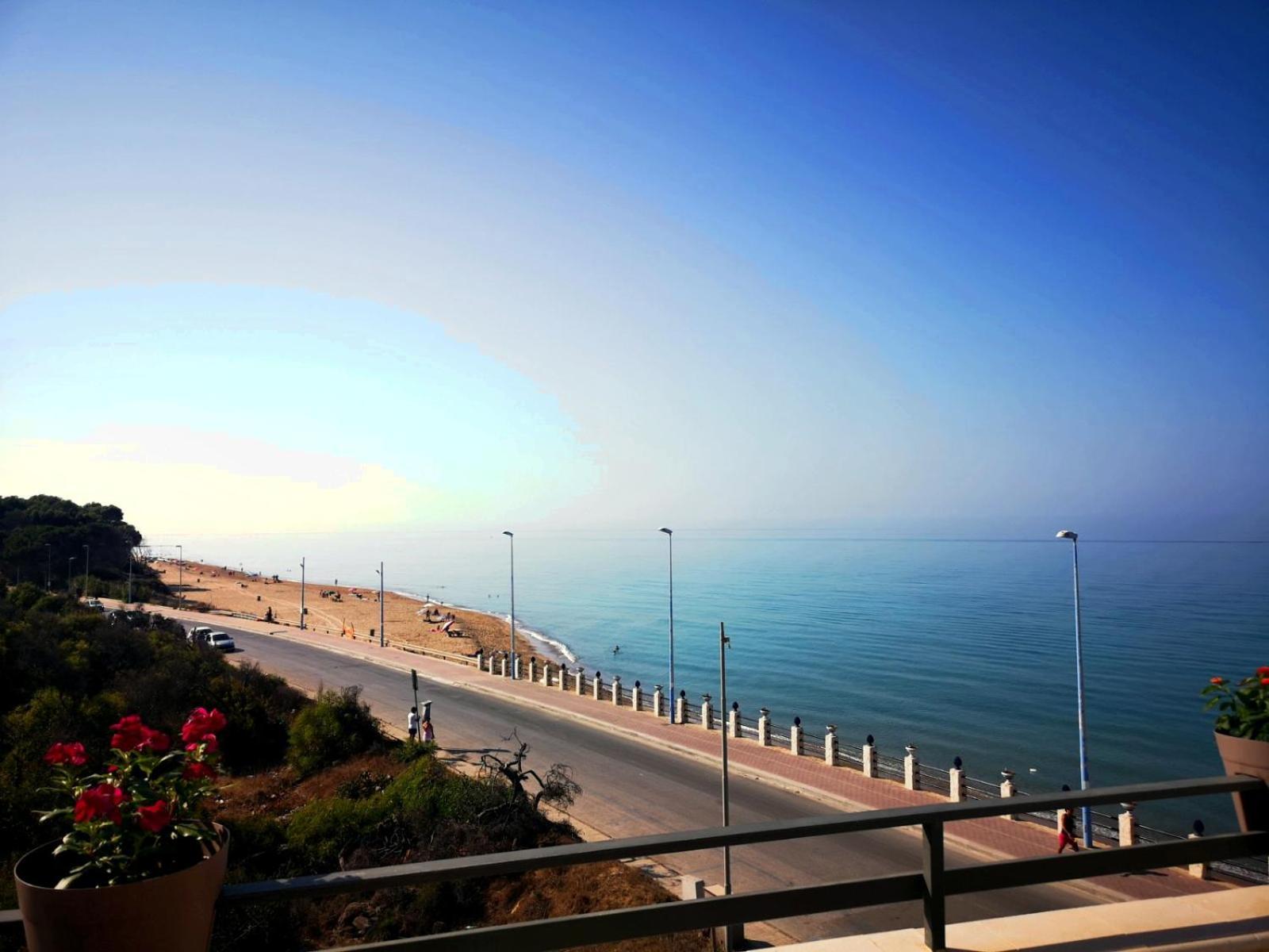 Вилла Seaside Сан-Леоне Экстерьер фото