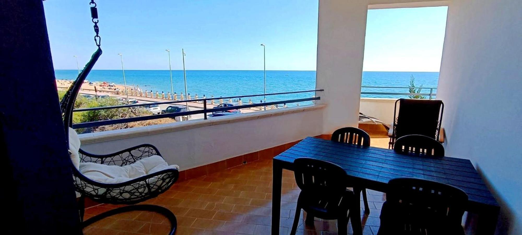 Вилла Seaside Сан-Леоне Экстерьер фото