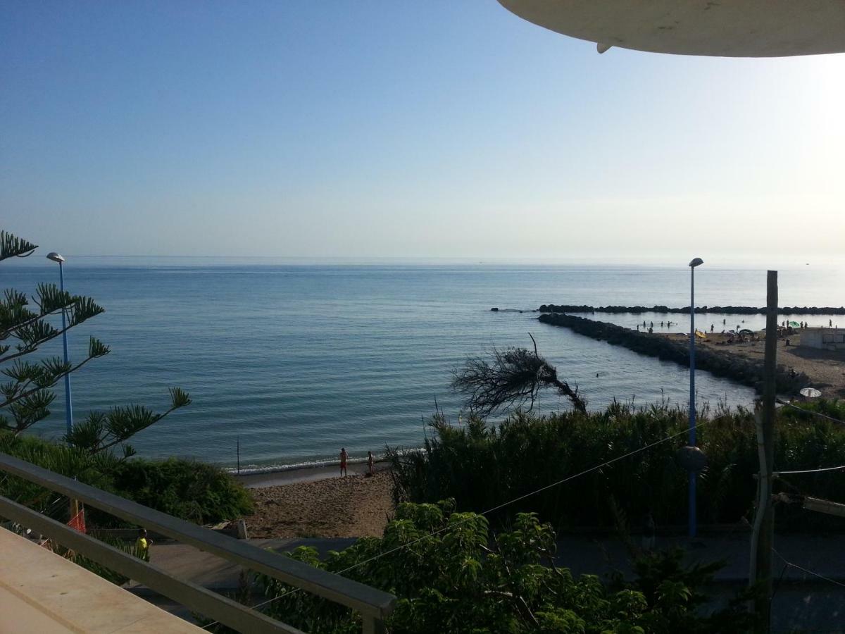 Вилла Seaside Сан-Леоне Экстерьер фото